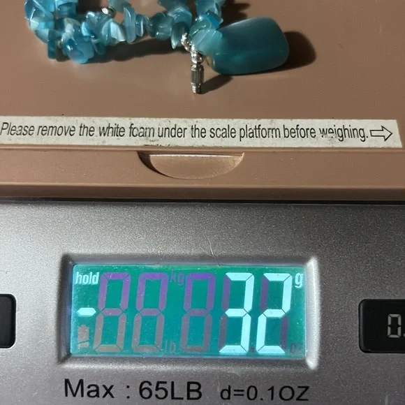 VINTAGE NATURAL BLUE APATITE CHIPS PENDANT BARREL CLASP 17" NECKLACE - Picture 8 of 9